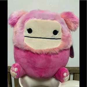 Squishmallow Hailey 8" Bigfoot